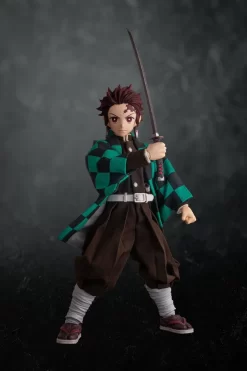 Sentinel Demon Slayer: Kimetsu No Yaiba Tanjiro Kamado 1/6 Scale Action Figure