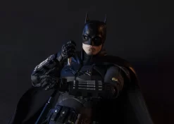 DC COMICS S.H.Figuarts The Batman 16 DC COMICS S.H.Figuarts The Batman -Bandai Store 4bf3ba6b266644599079bf08b5a6ff10.jpg