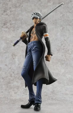 MegaHouse Portrait Of Pirates Sailing Again One Piece Trafalgar Law Ver. 2 (Re-run) -Bandai Store 6639abedd4974af59799b6537721c6c5.jpg