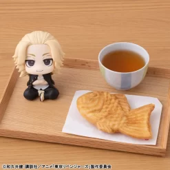 MegaHouse Look Up Series Tokyo Revengers Manjiro Sano & Ken Ryuguji W/ Bonus Cushions -Bandai Store 7a117be53e10439d8e02566623bf4705.jpg