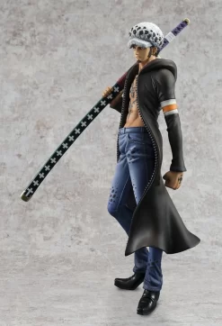 MegaHouse Portrait Of Pirates Sailing Again One Piece Trafalgar Law Ver. 2 (Re-run) -Bandai Store bb6420f180db45a5889792f7e7e6fd31.jpg